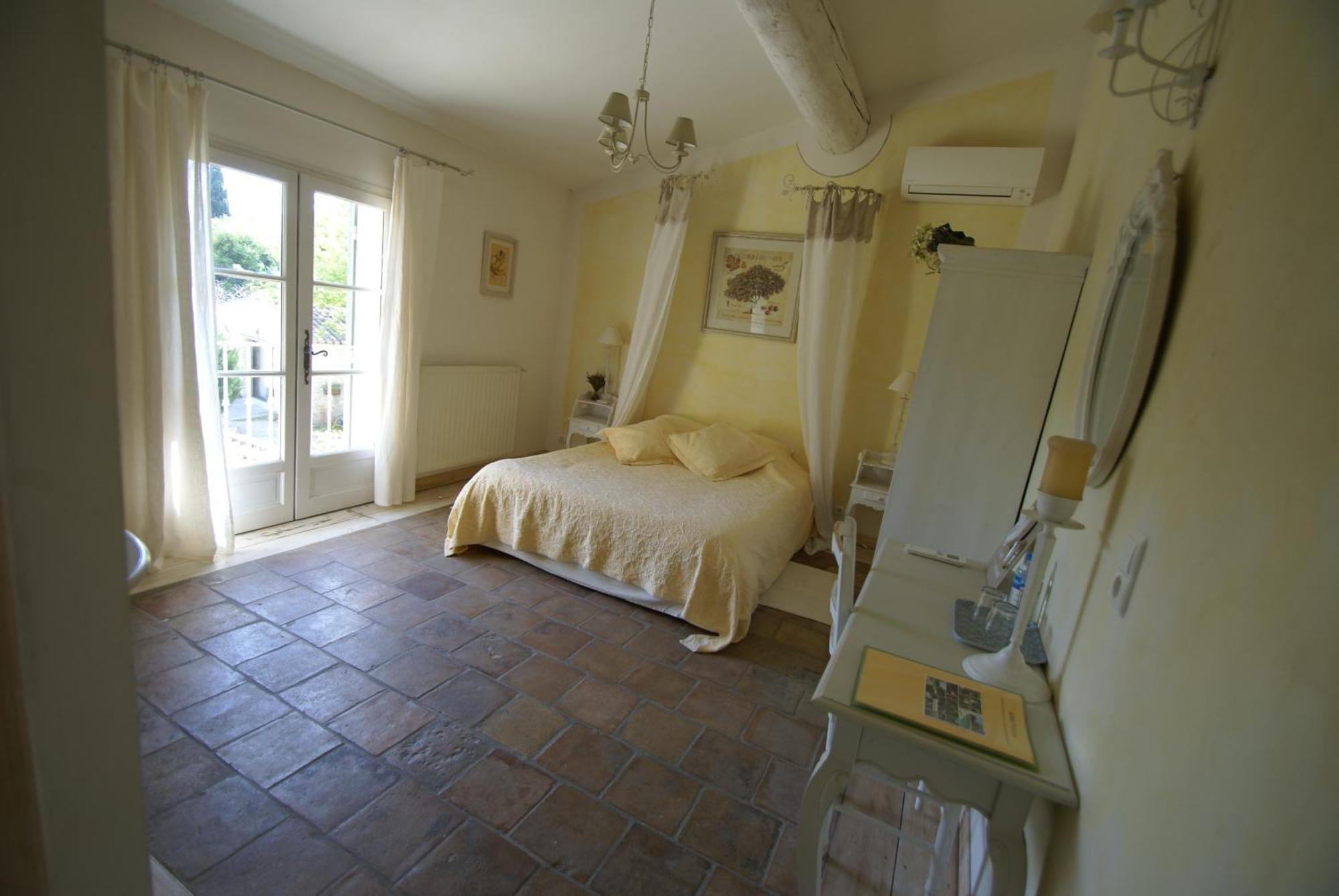 Отель Cote Provence Ле-Тор Экстерьер фото